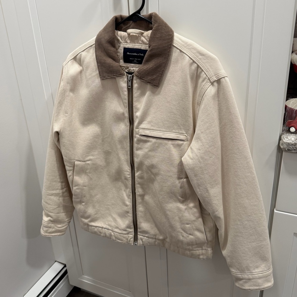Abercrombie and Fitch workwear zip jacket with corduroy collar - Picture 3 of 6